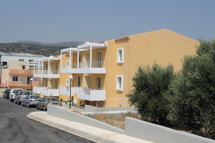 Cyprus Parliament passes legislation to resolve title deeds problem