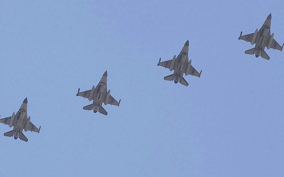 Turkish jets violate Greek airspace