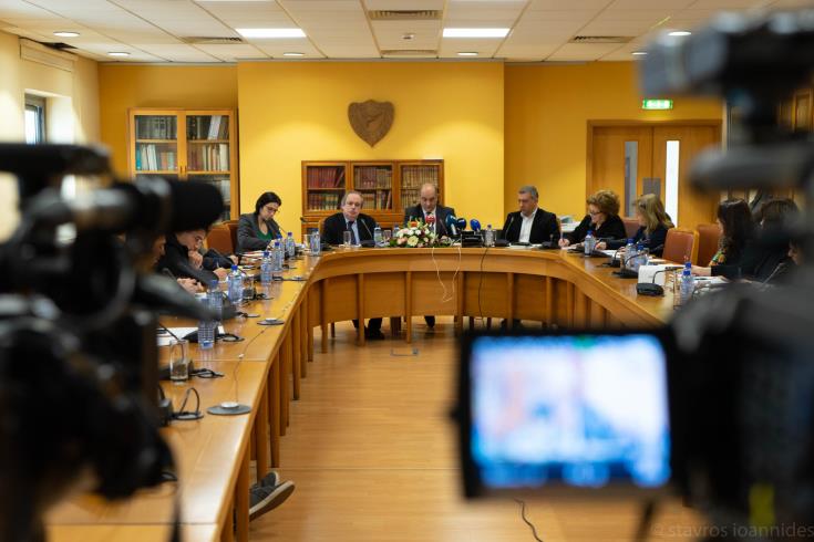 Cypriot Syllouris discusses Brexit with British Council Chief Executive and Officer at Association of Commonwealth Universities