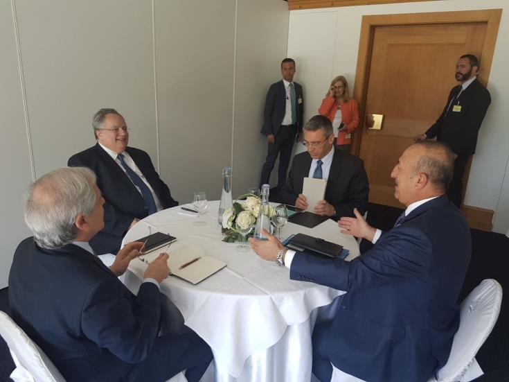 Foreign Ministers of Greece, Turkey and UK hold informal meeting in New York
