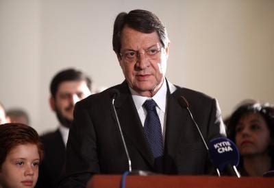 Ôçí õðïøçöéüôçôÜ ôïõ ãéá ôéò ðñïåäñéêÝò åêëïãÝò ôïõ Öåâñïõáñßïõ õðüâáëå óÞìåñá ï Íßêïò ÁíáóôáóéÜäçò, Ëåõêùóßá 18 Éáíïõáñßïõ 2013.