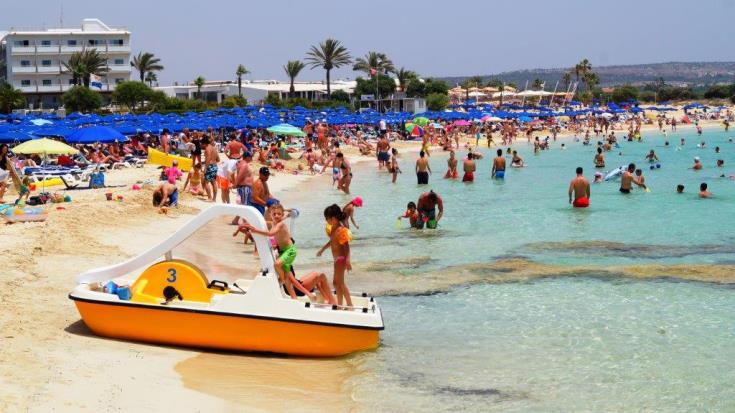 Over half a million tourists in Cyprus this July