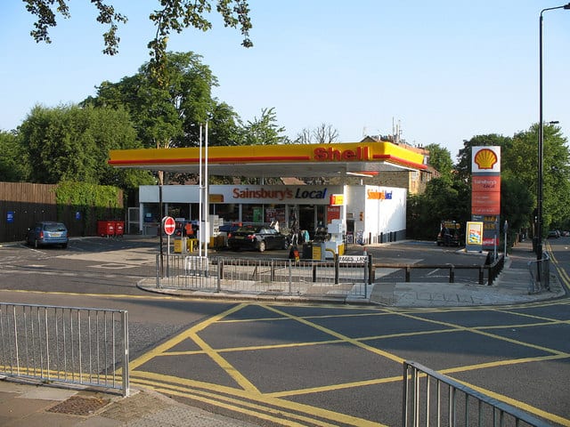 Traffic delays on Colney Hatch Lane, Muswell Hill