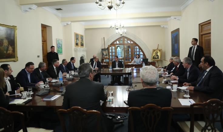 Cypriot President convenes Council of leaders ahead of informal dinner with Akinci