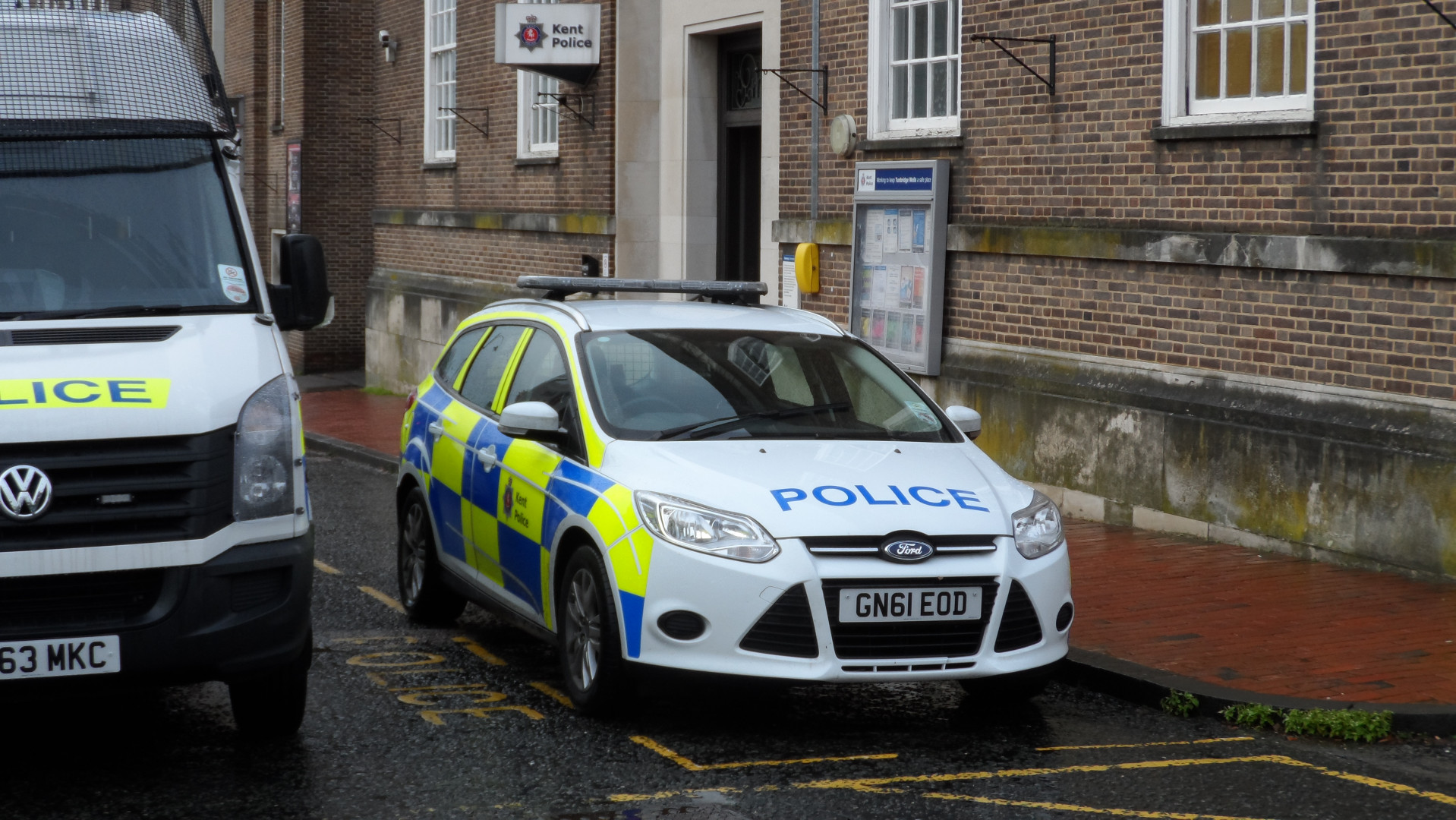 Three Finsbury Park men and one from Enfield die in Kent crash