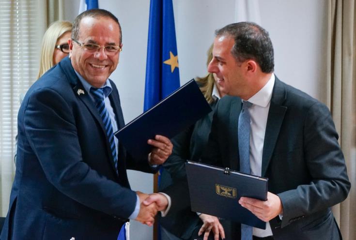 Cyprus and Israel sign memorandum to reduce roaming charges