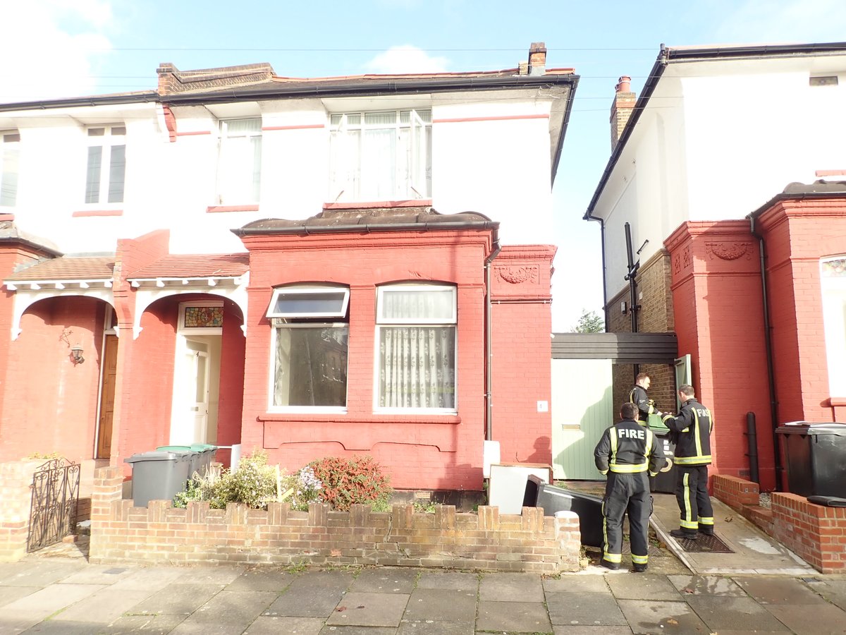 Wood Green flat fire. The importance of keeping internal doors closed