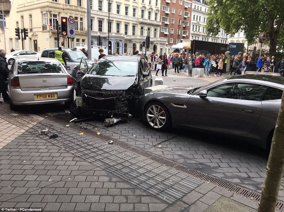 Eleven injured after car ‘mounts pavement’ and hits pedestrians outside Natural History Museum