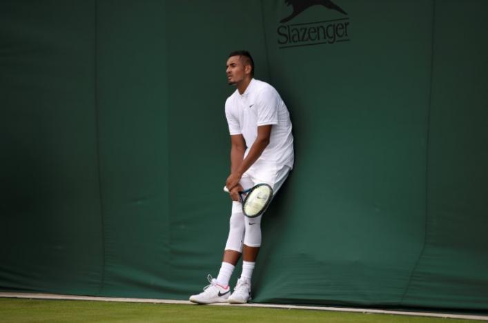 Nick Kyrgios through to the next round at Wimbledon