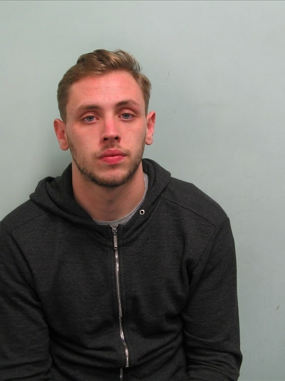 Appeal to trace man in connection with Islington murder