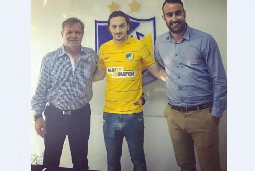 Ex-Walsall winger Andreas Makris joins APOEL