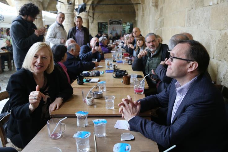 Cypriots have to choose whether they believe they are stronger together or divided, Eide says