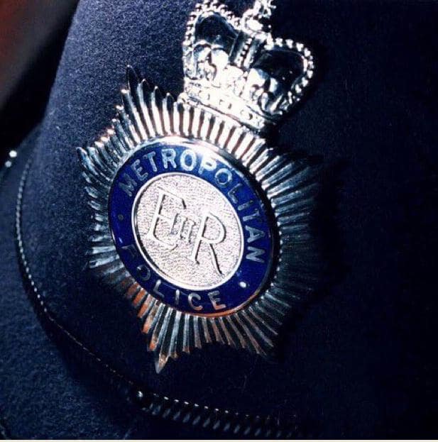 Female charged re: knife video, Islington