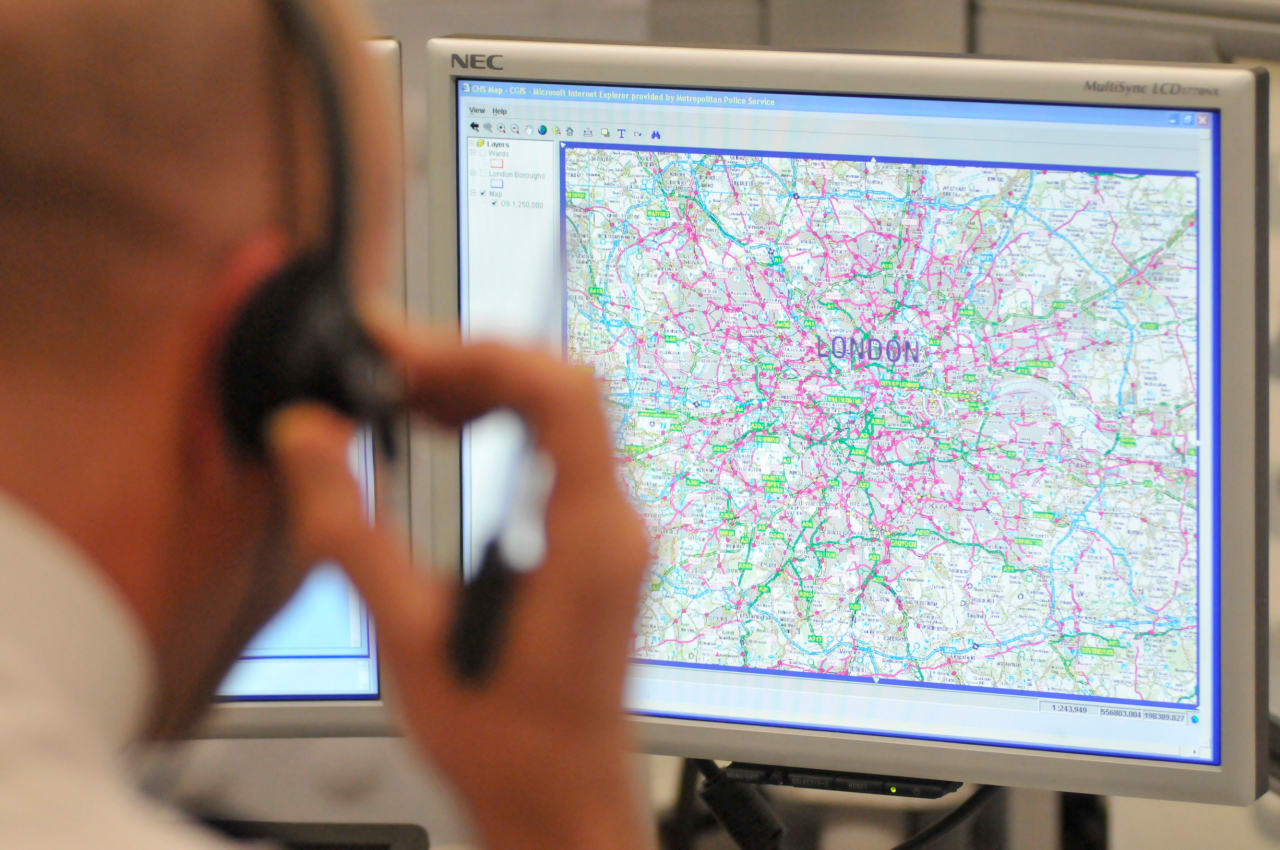 Appeal following stabbing in Islington
