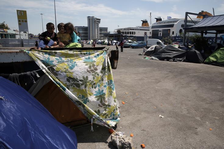 More migrants arrive in Kato Pyrgos in Cyprus