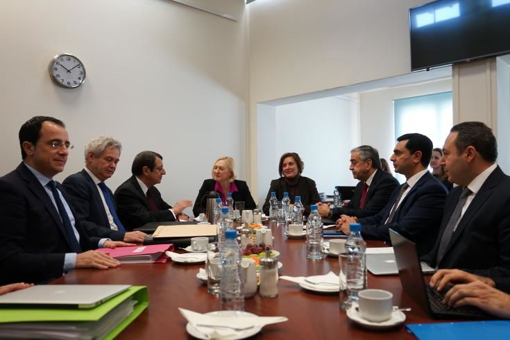 Cyprus Negotiators meet to prepare leaders’ meeting on Wednesday