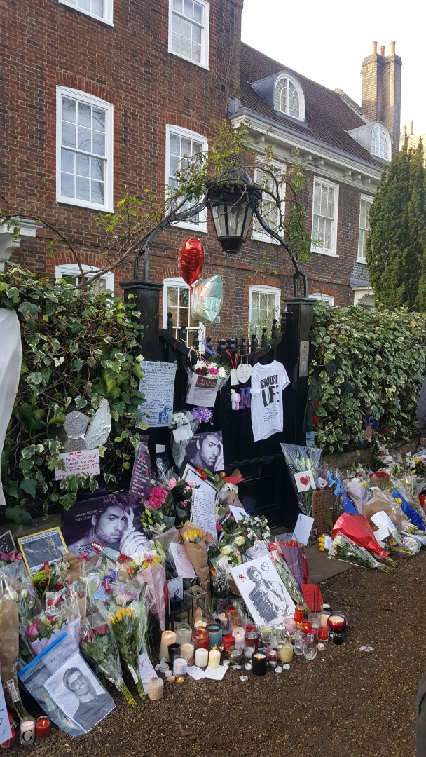Petition for George Michael statue about to hit 1,500 signature target