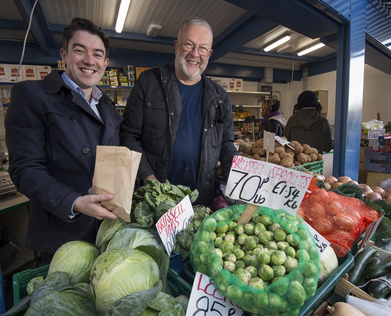 HOLCOMBE ROAD MARKET IN TOTTENHAM BACK IN BUSINESS