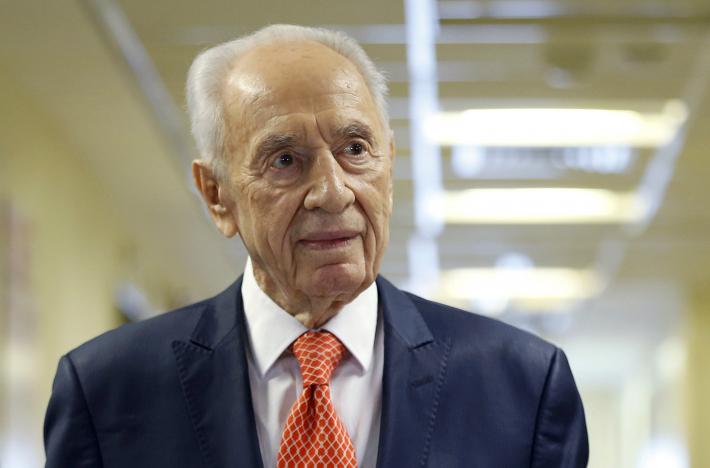 Former Israeli president and elder statesman Shimon Peres, 93, dies in Tel Aviv