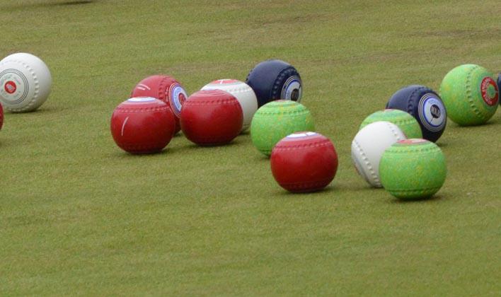 Protect blind & partially-sighted bowling club from Tory cuts plan, say Labour councillors