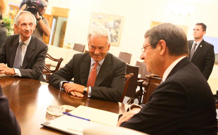 Duncan reiterates UK’s 2004 “generous offer” on sovereign bases in Cyprus