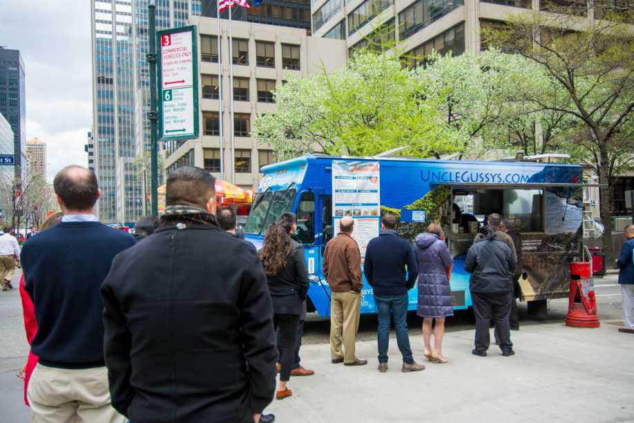 Souvlaki taking over the streets of New York see the video