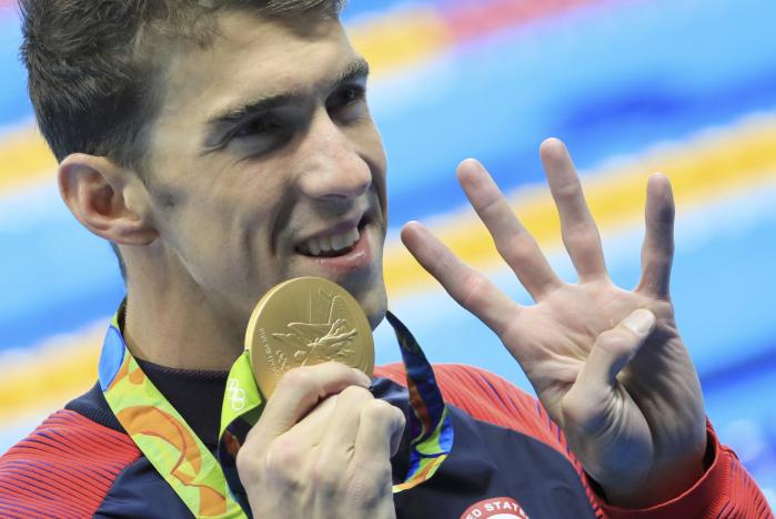 Michael Phelps writes history