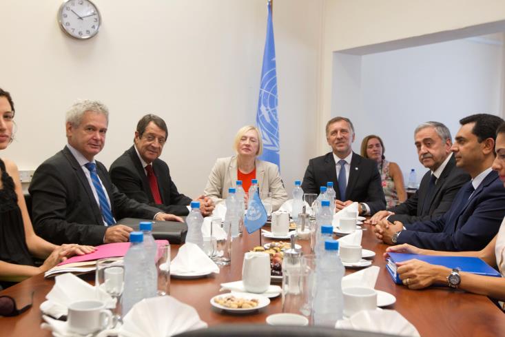 Community leaders in Cyprus discuss territory and guarantees