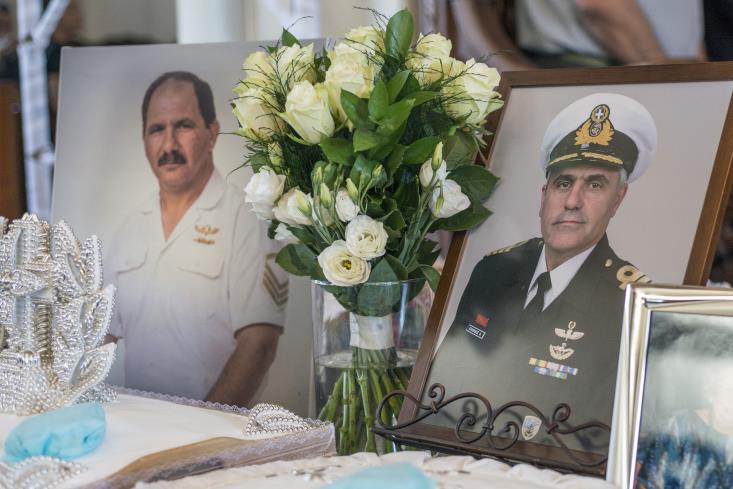 Church services take place to commemorate those killed in the 2011 explosion in Mari Cyprusĺ