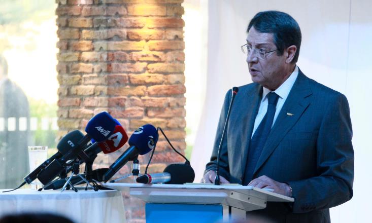 President Anastasiades optimistic a Cyprus solution is possible in 2016