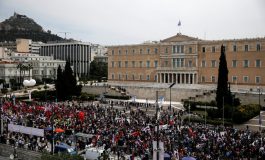 Greek police fire teargas at demonstrators outside parliament