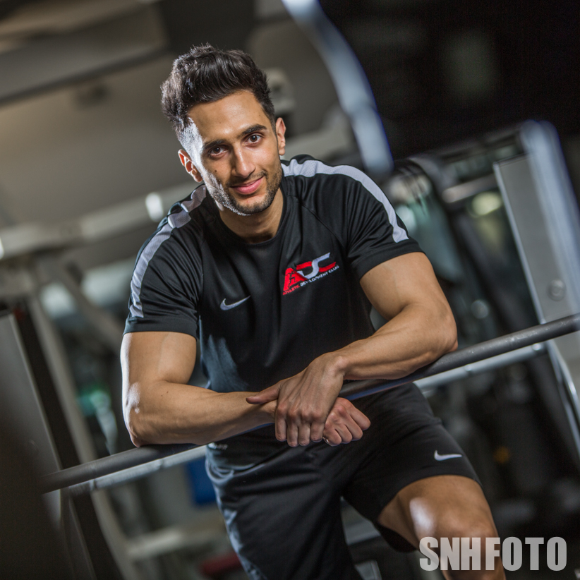 Chris Varnavas to appear in fitness model competition