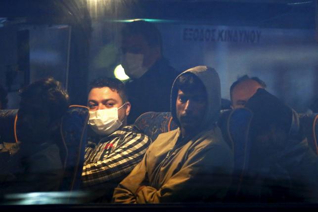 Migrants sent back from Greece arrive in Turkey under EU deal