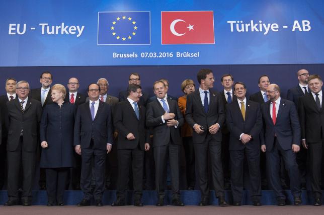 Turkey offers more help on migrants, but makes more demands on EU