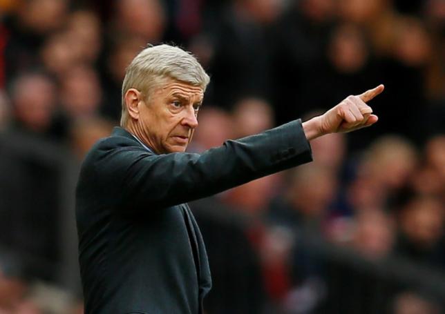 Man United wanted Wenger to replace Ferguson