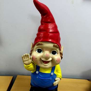 Man carrying gnome sparks police alert on motorway
