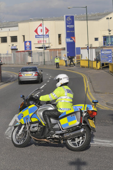 Appeal after pedestrian left critical following collision in Manor House