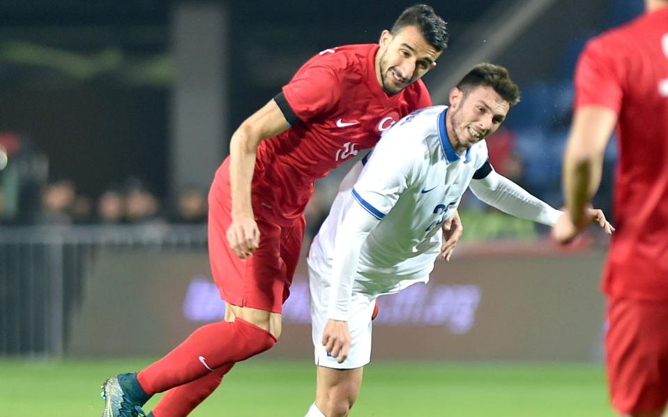 Solid defence earns Greece draw in Turkey