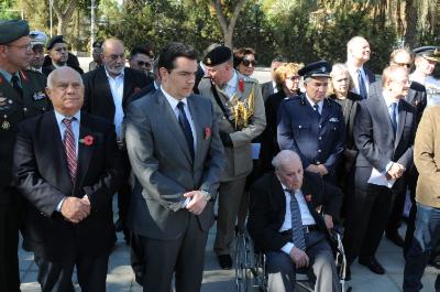 Στην εκδήλωση για την Ημέρα Ανάμνησης των Θυμάτων των Παγκοσμίων Πολέμων ο Υπουργός Αμυνας Χριστόφορος Φωκαϊδης.