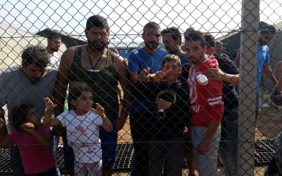 Greece ferries migrants to Turkey under EU pact