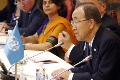 epa04761458 General Secretary of the United Nations Ban Ki-moon talks to Vietnamese President Truong Tan Sang (not pictured) at the Presidential Palace in Hanoi, Vietnam, 22 May 2015. Ban Ki-moon is on an official visit to Vietnam from 22 to 23 November 2015.  EPA/MINH HOANG
