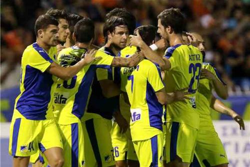 Apoel struggle to beat Doxa Katokopia