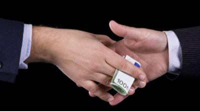 Majority of Cypriots believes corruption is a major problem, survey shows
