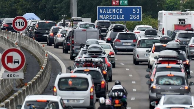 Family realised after 93 miles that they left 3 year old daughter at Motorway picnic area