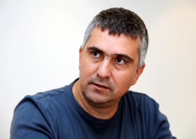 ÓõíÝíôåõîç ôïõ ÌïõñÜô Êáíáôëß Éäñõôéêü ìÝëïò ôçò Ðñùôïâïõëßá ãéá ôçí Áíôßññçóç Óõíåßäçóçò óôç Êýðñï êáé Åêôåëåóôéêü ìÝëïò ôïõ Äéïéêçôéêïý Óõìâïõëßïõ Êüììáôïò ÅíùìÝíç Êýðñïò óôç äçìïóéïãñÜöï  ôïõ ÊÕÐÅ Ìáñßá ÓéáêáëëÞ, Ëåõêùóßá 25 Íïåìâñéïõ 2013.