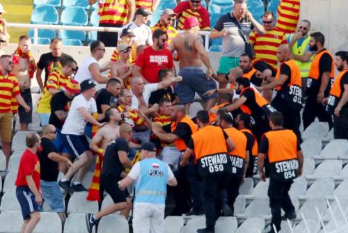 Police arrest five Polish fans from Omonia game