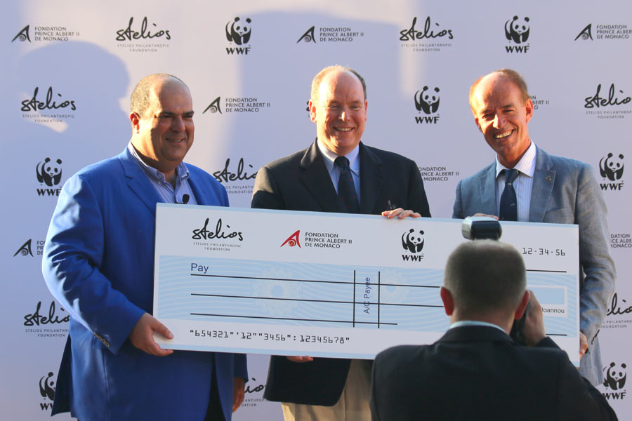 Sir Stelios and the Prince Albert II of Monaco Foundation hold the third annual cocktail party in aid of WWF
