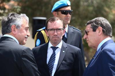 Ο Πρόεδρος της Δημοκρατίας κ. Νίκος Αναστασιάδης παρακάθεται σε συνομιλίες για το Κυπριακό με τον ηγέτη της τουρκοκυπριακής κοινότητας κ. Μουσταφά Ακιντζί.