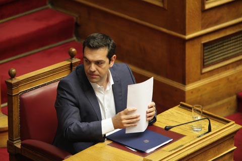 Tsipras reshuffles Greek cabinet to clear out rebels