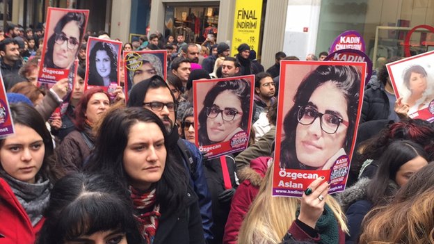 Turkey rallies over murder of woman who ‘resisted rape’